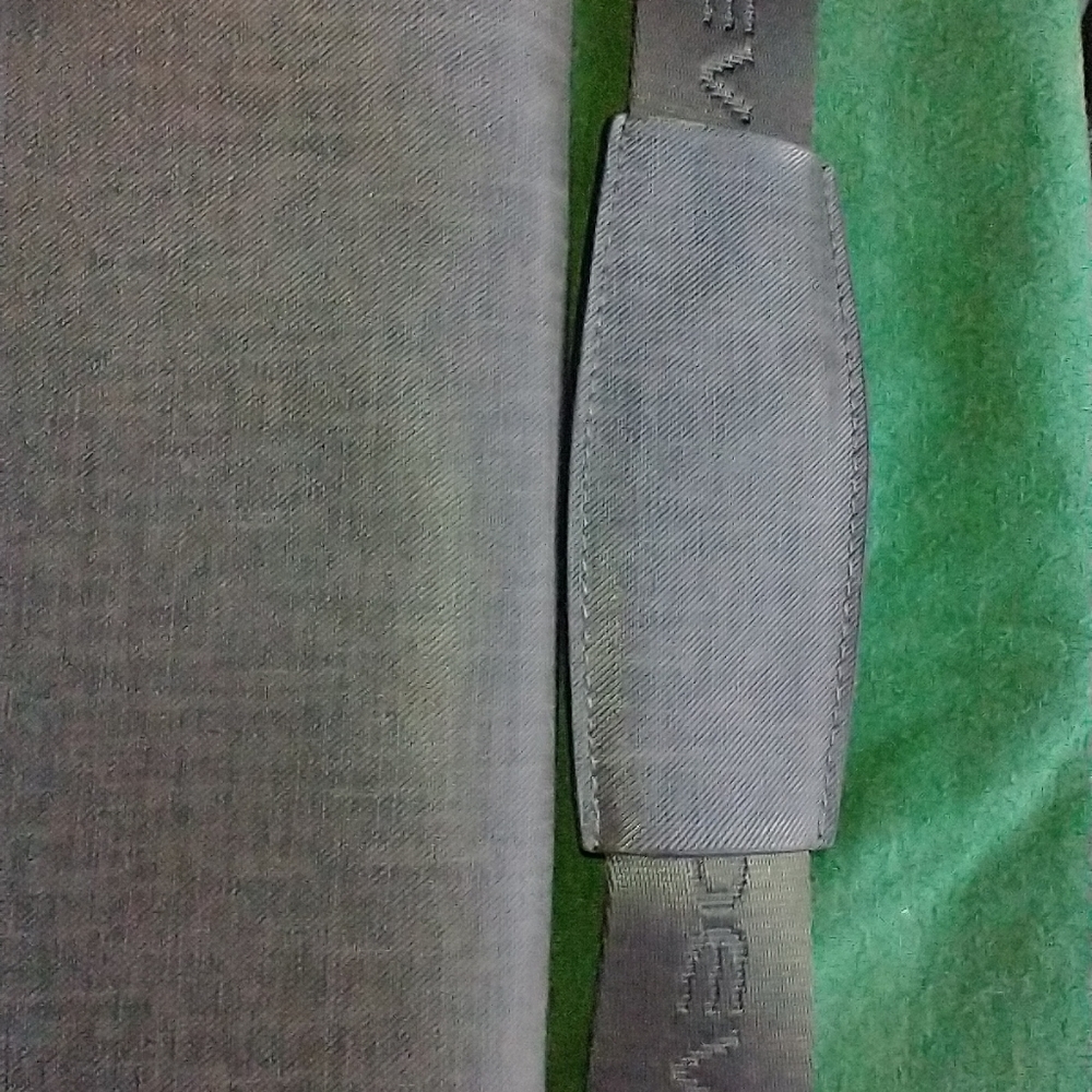 Devy Crossbody - Picture 10 of 10